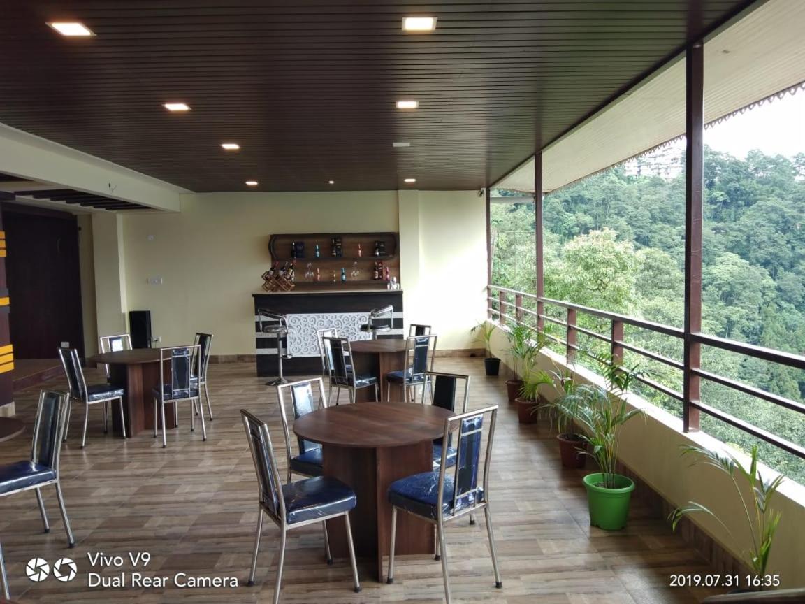Aurora Gangtok Hotel ภายนอก รูปภาพ