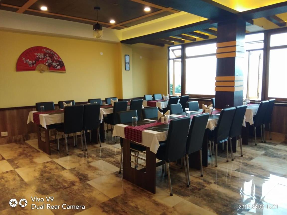 Aurora Gangtok Hotel ภายนอก รูปภาพ