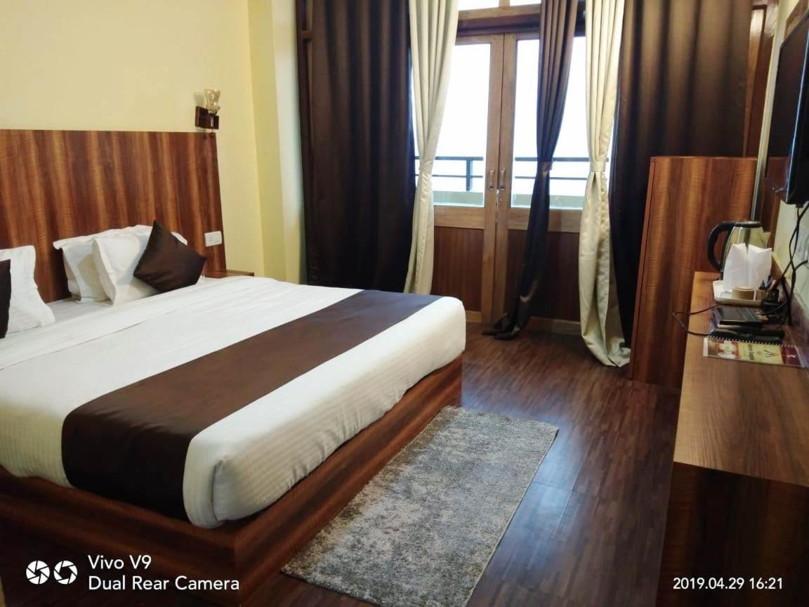 Aurora Gangtok Hotel ภายนอก รูปภาพ